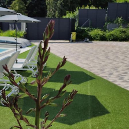 Aqua Solar Apartmanhaz Miskolc Luaran gambar