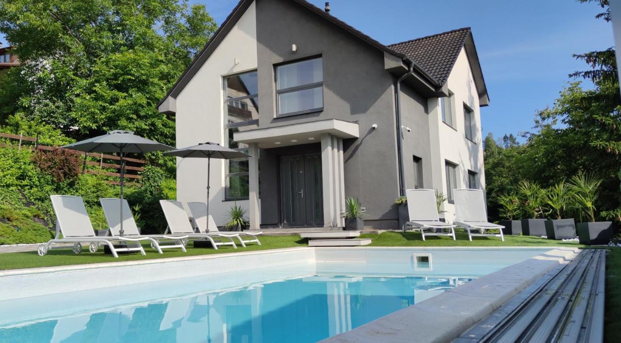 Aqua Solar Apartmanhaz Miskolc Luaran gambar